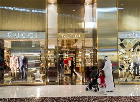 gucci stores in dubai